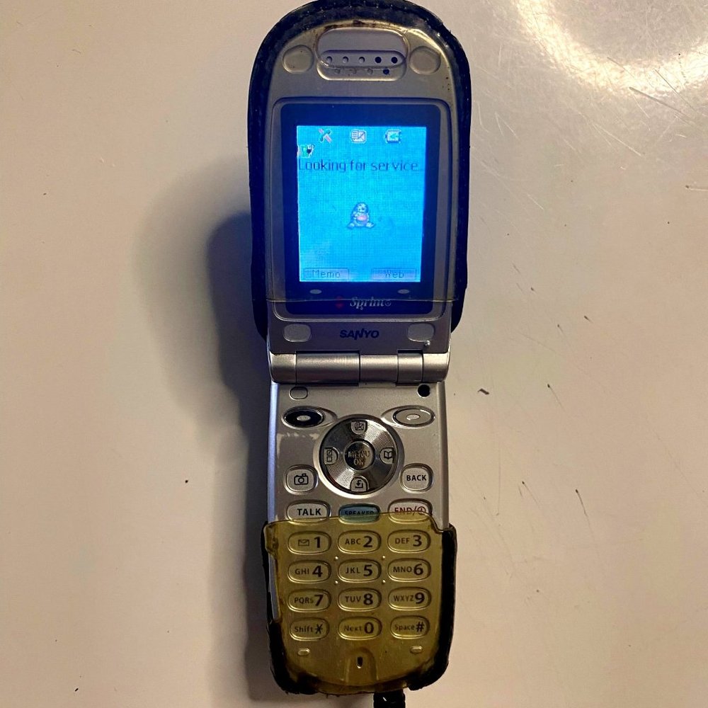 VINTAGE Sanyo PM-8200 SPRINT with Leather Case